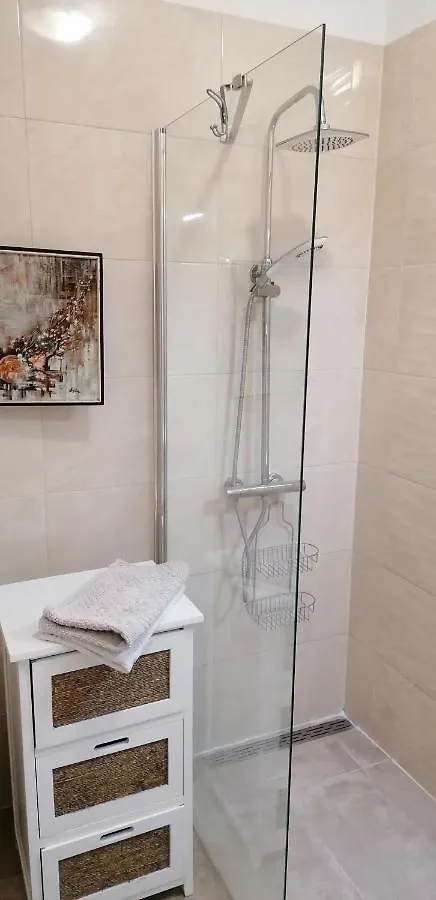 Olivera Apartments 0*, Pula Croatia